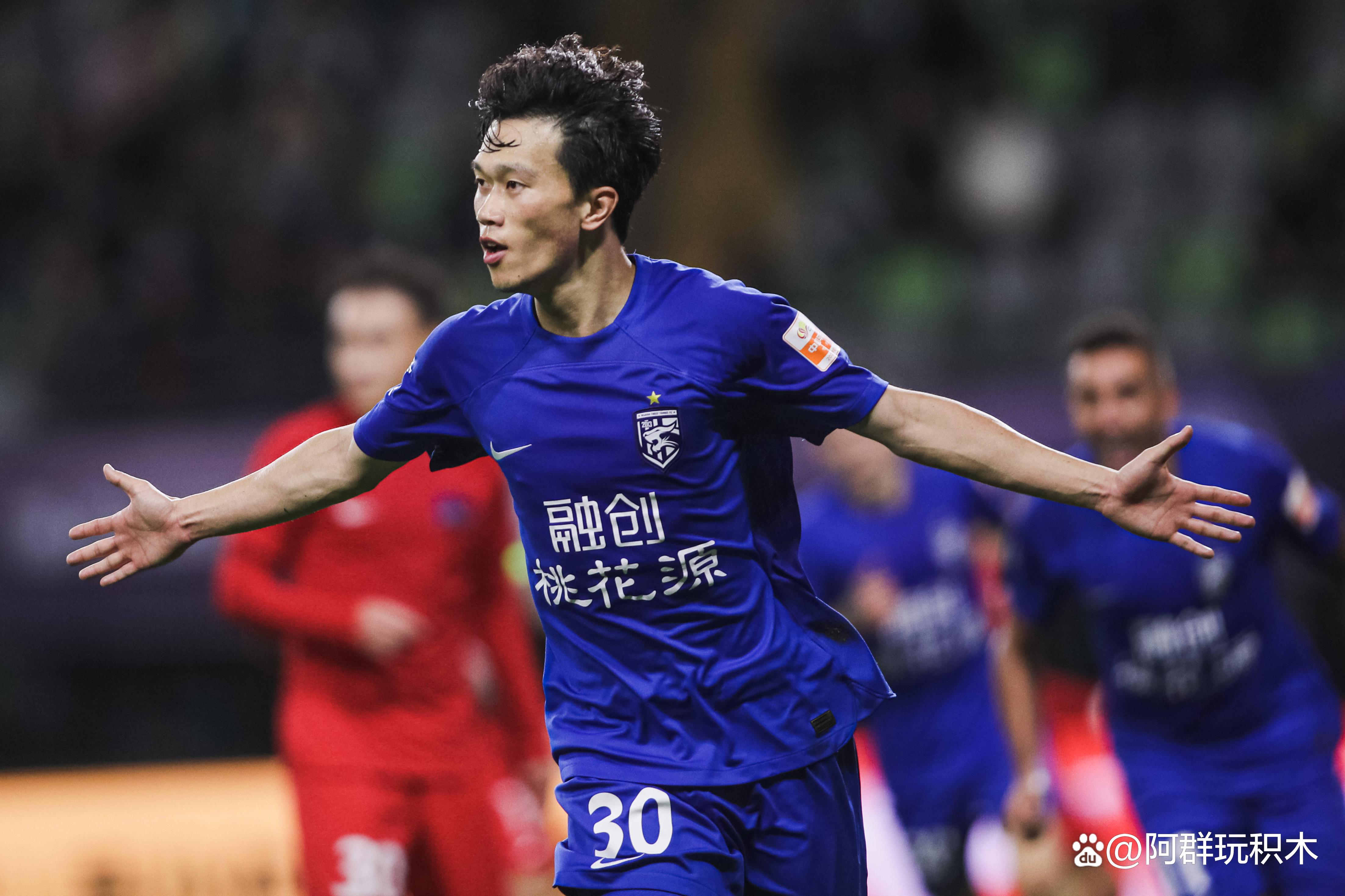 本土球员表现出色，球队整体实力提升的简单介绍