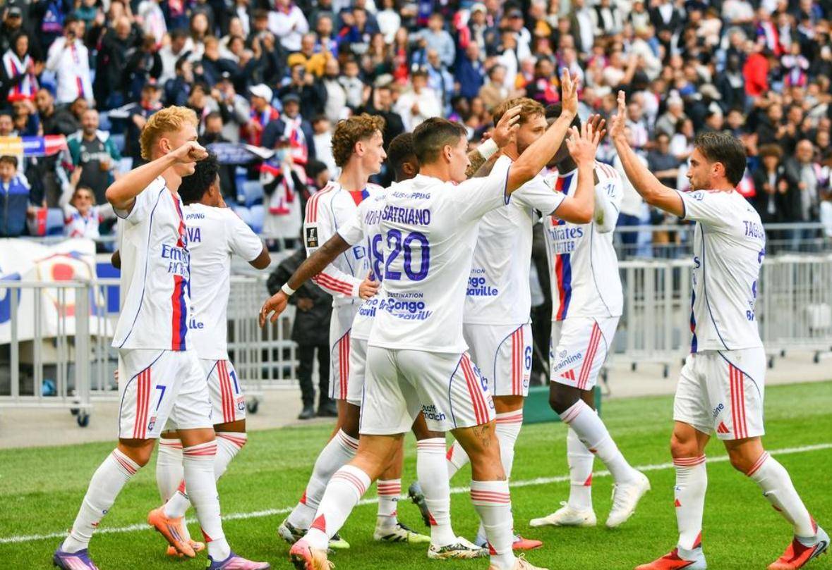 开云体育官方网站-罗马遭遇主场失利，难以逆转