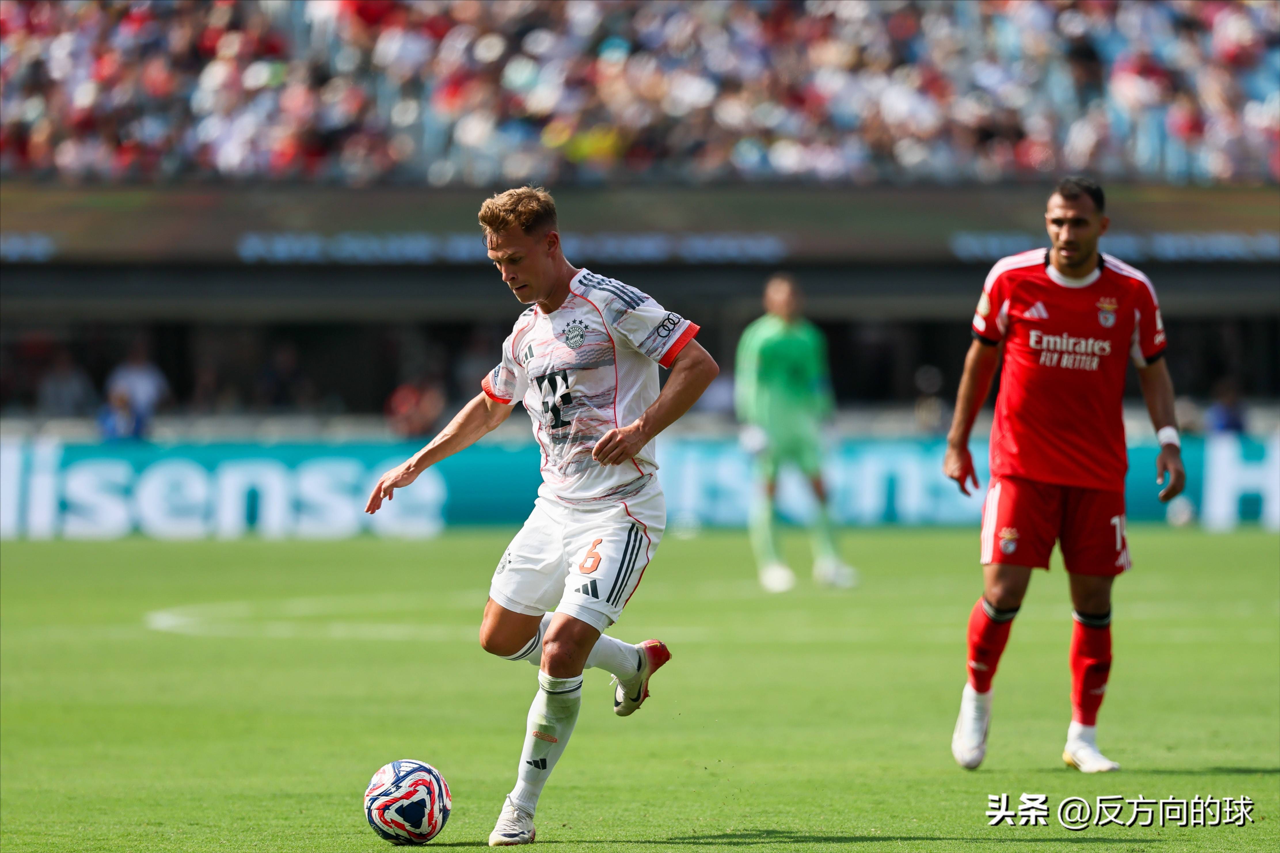 拜仁客场0-4不敌国米,遭遇小组赛失利 拜仁客场0-4不敌国米,遭遇小组赛失利